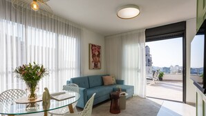 Klassieke penthouse | Woonruimte | Flatscreentelevisie