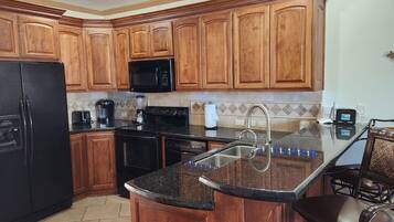 Fridge, microwave, coffee/tea maker, toaster