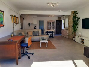 智能电视、壁炉