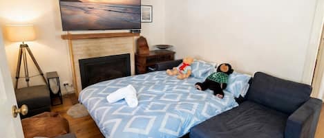 3 chambres, bureau, fer et planche Ă repasser, accĂšs au Wi-Fi (inclus)