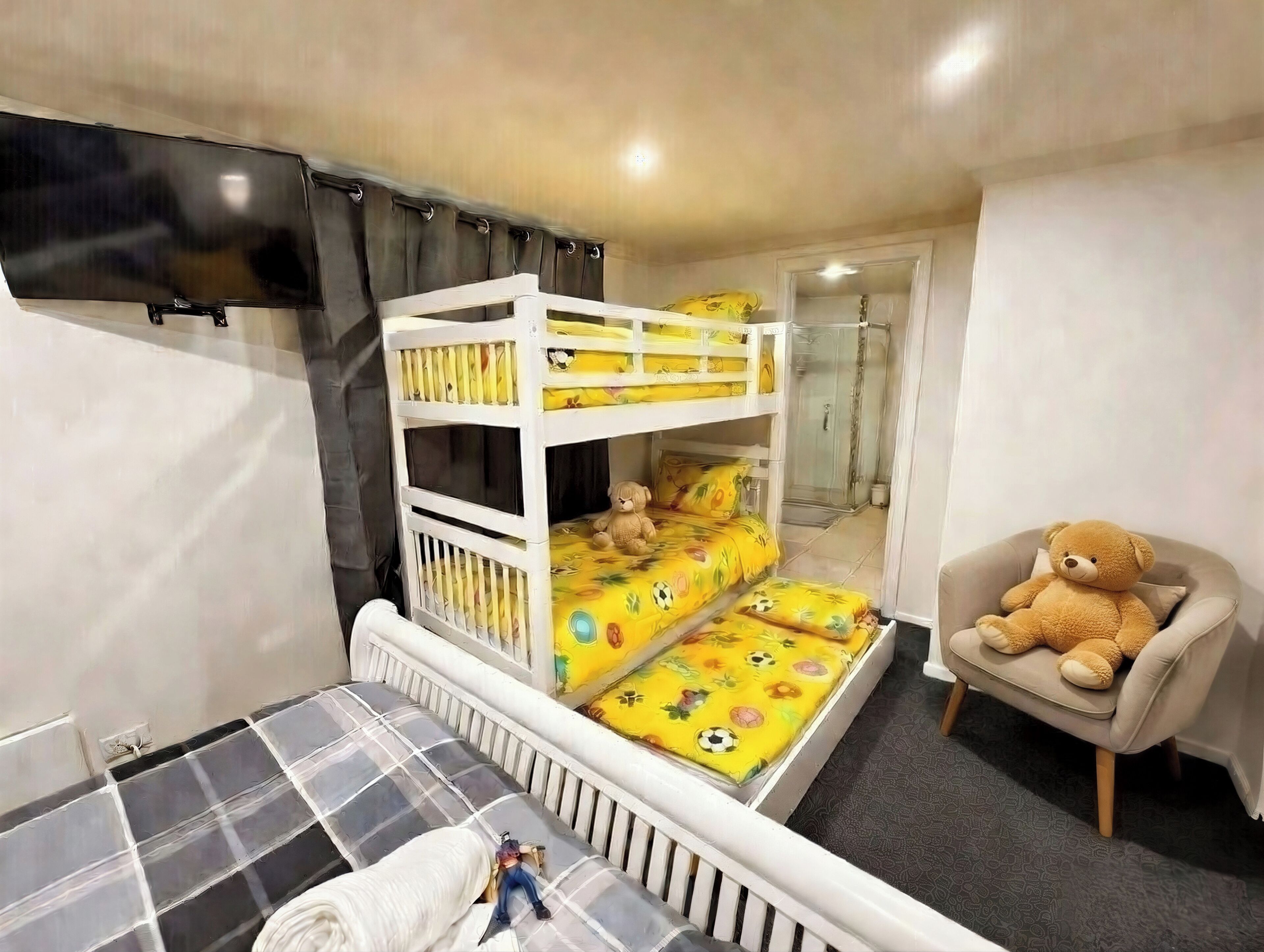 3 sovrum, skrivbord, strykjärn/strykbräda och gratis wi-fi