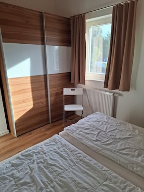 2 camere, ferro/asse da stiro, Wi-Fi gratuito