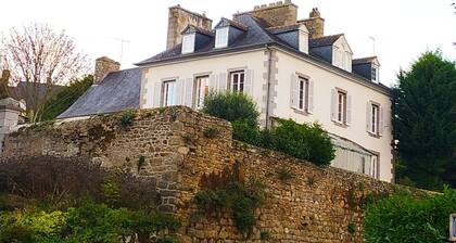 Demeure de cité de caractére