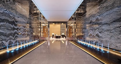 Venus International Hotel