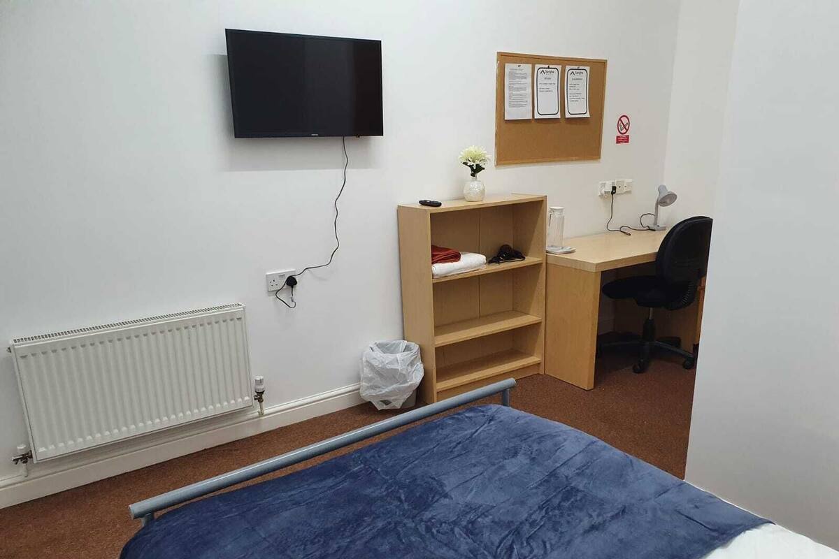 Iron/ironing board, free WiFi