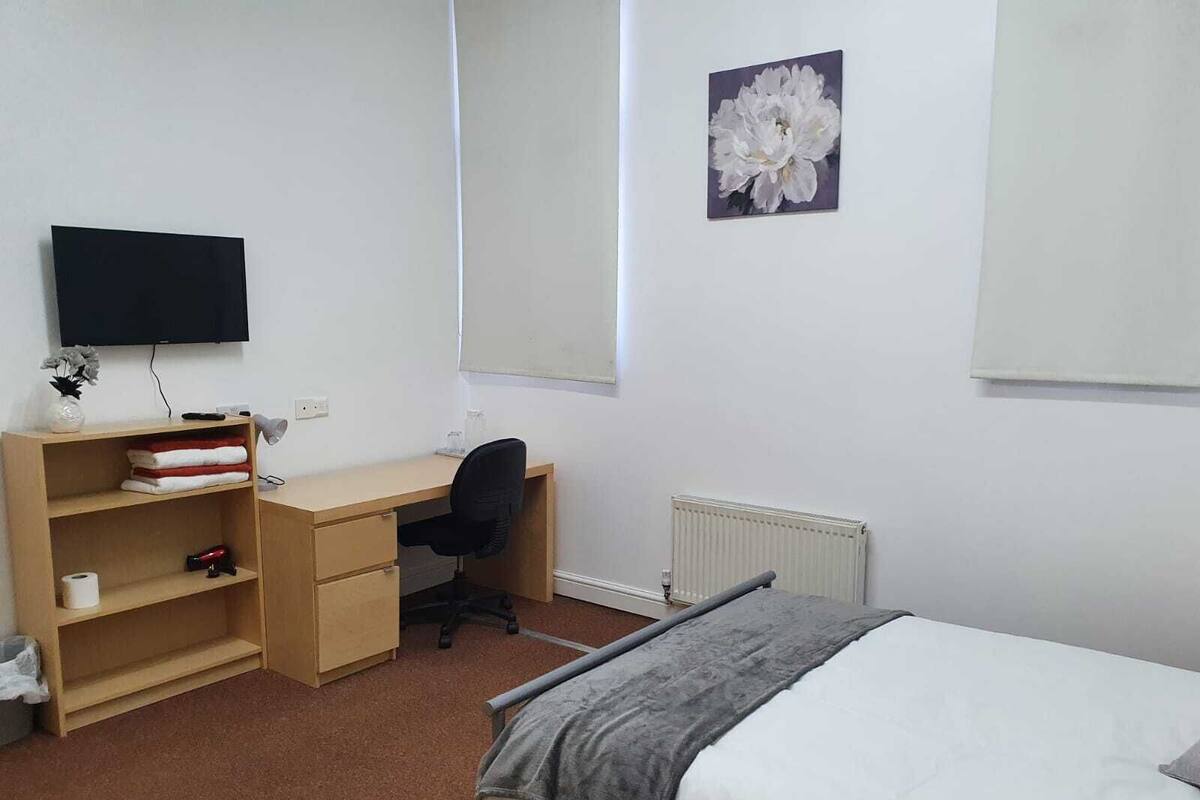Iron/ironing board, free WiFi