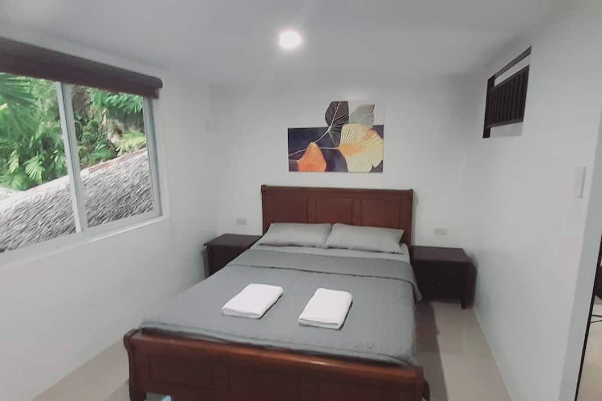 1 bedroom, individually furnished, desk, laptop workspace
