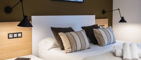 3 chambres, fer et planche Ă repasser, Wi-Fi gratuit, draps fournis