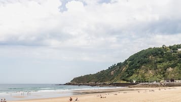 Platja a a prop