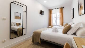 2 slaapkamers, een strijkplank/strijkijzer, gratis wifi, beddengoed