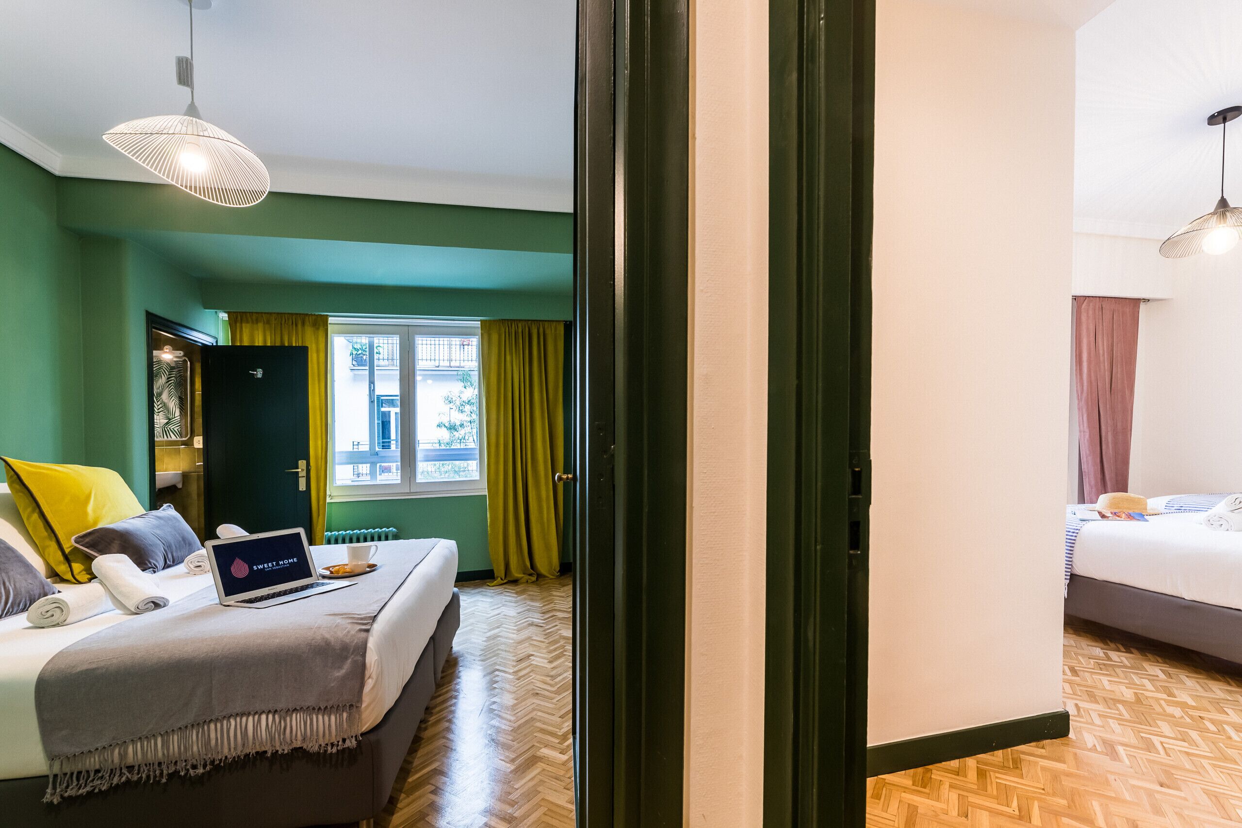 4 bedrooms, iron/ironing board, free WiFi, bed sheets