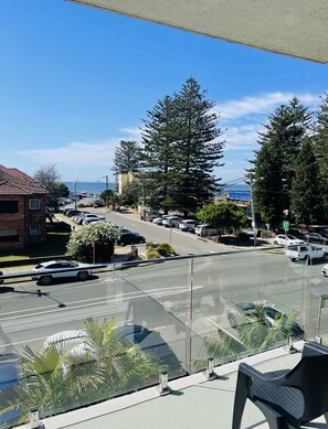 Property grounds - Eloura Gardens 100m to the Beach (Cronulla)