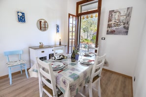 Dining room - Villa Belvedere (Imperia)