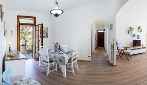 Vila básica | Sala de jantar