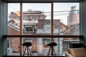Exterior - Dayin International Youth Hostel (Shanghai Nanjing East Road;People's Square;The Bund Branch) (Shanghai)