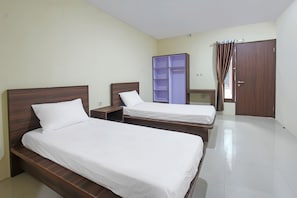 Free WiFi, bed sheets