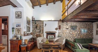 Lovely Holiday Home By The Sea