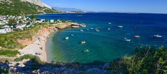 Lovely Holiday Home By The Sea