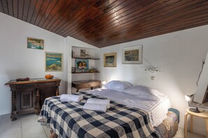 Family House, Multiple Bedrooms, Sea Facing (Lovely Holiday Home By The Sea) | 2 bedrooms, laptop workspace, free WiFi, bed sheets - Lovely Holiday Home By The Sea (Crikvenica)