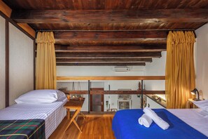 Maison Familiale, plusieurs chambres, vue mer (Lovely Holiday Home By The Sea) | 2 chambres, espace de travail pour ordinateur portable, Wi-Fi gratuit