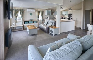 House (2 Bedrooms) | Living area | TV - 2BD Seafront Lodge Amazing Views in Kent (Whitstable)