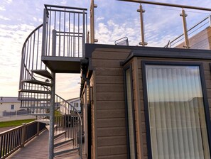 Property grounds - 2BD Seafront Lodge Amazing Views in Kent (Whitstable)