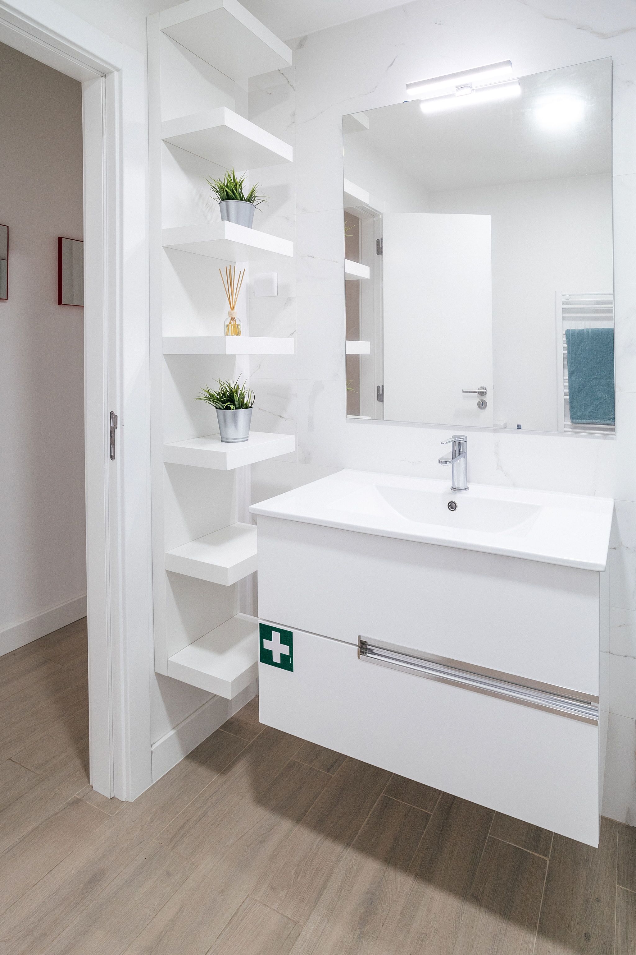 Photo - Oura Villa V2 Flores