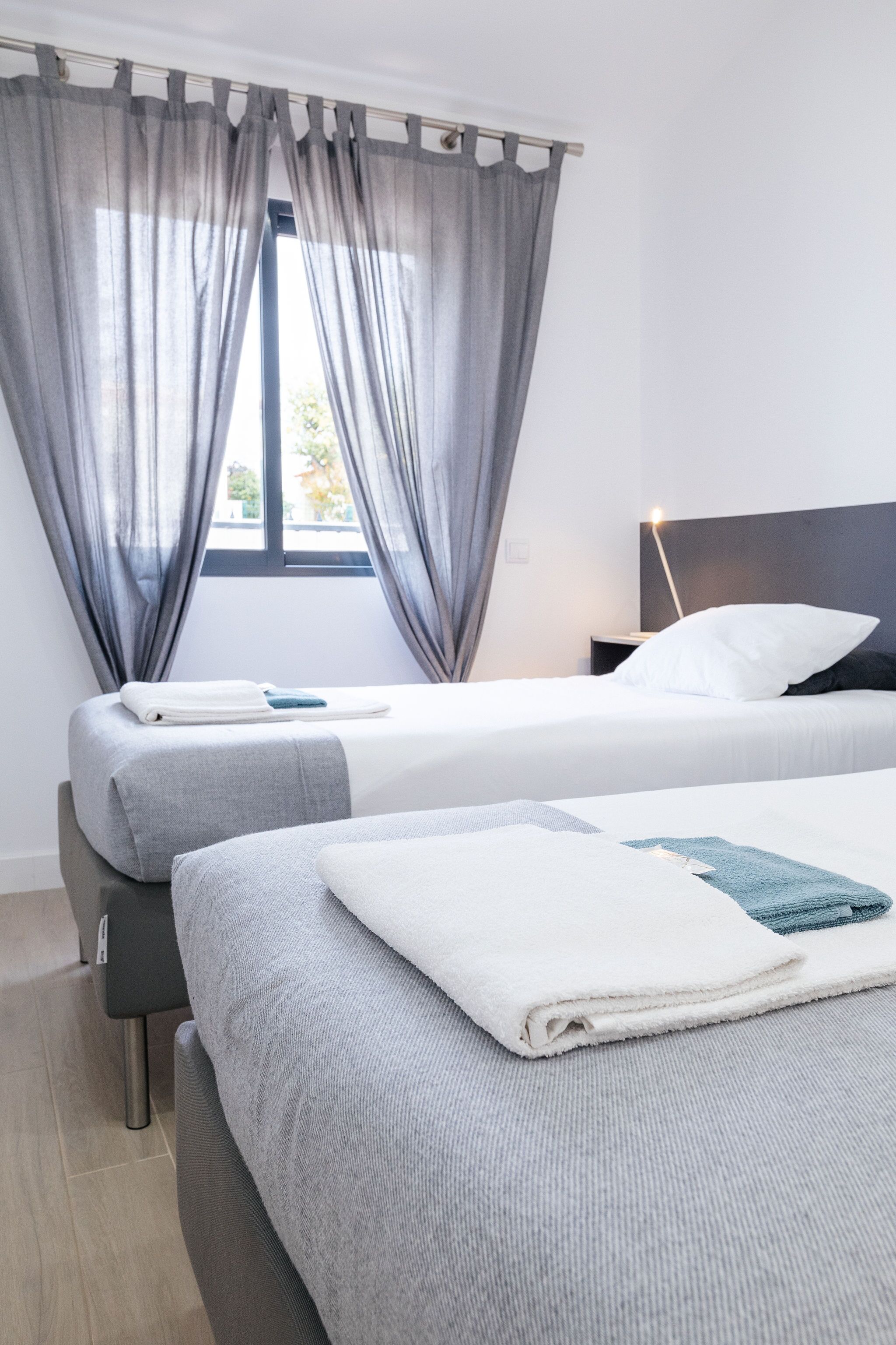 Photo - Oura Villa V2 Flores