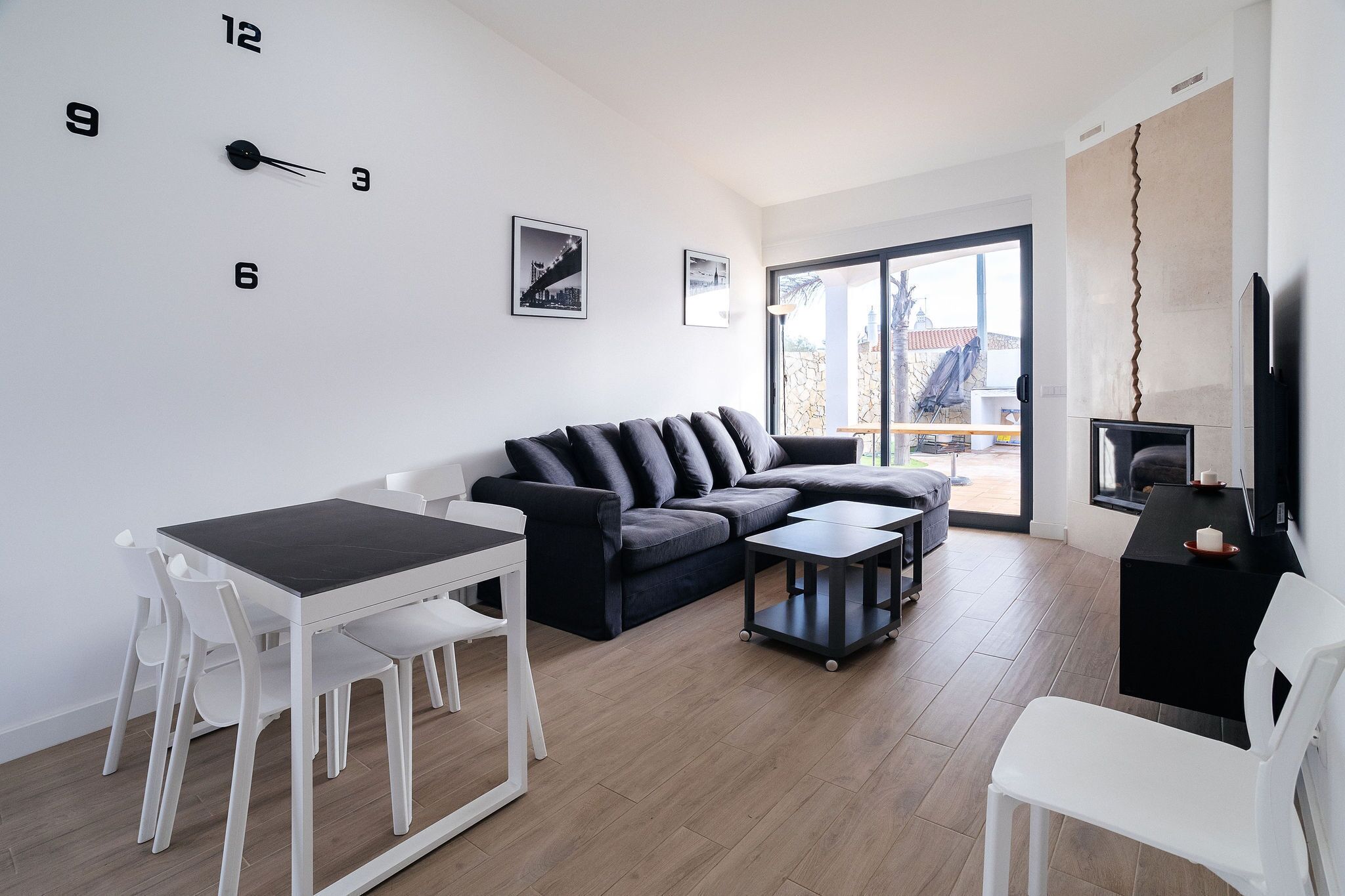 Photo - Oura Villa V2 Flores