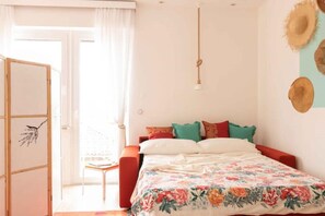 1 bedroom, iron/ironing board, free WiFi, bed sheets