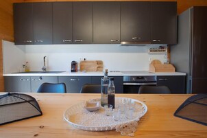 Refrigerador, horno, tostadora