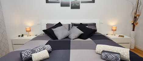 1 bedroom, iron/ironing board, WiFi, bed sheets