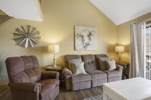 Condo, 2 Queen Beds, Fireplace | Living area | TV, fireplace - Pond View Escape (Branson)