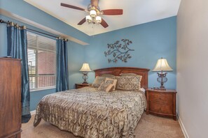 Condo, 1 King Bed with Sofa bed, Jetted Tub | 1 bedroom, individually decorated, individually furnished, free WiFi