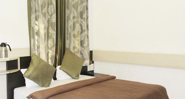 Bàn ủi/dụng cụ ủi quần áo, truy cập Internet không dây miễn phí