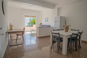 Dining - Erika House (Bova Marina)