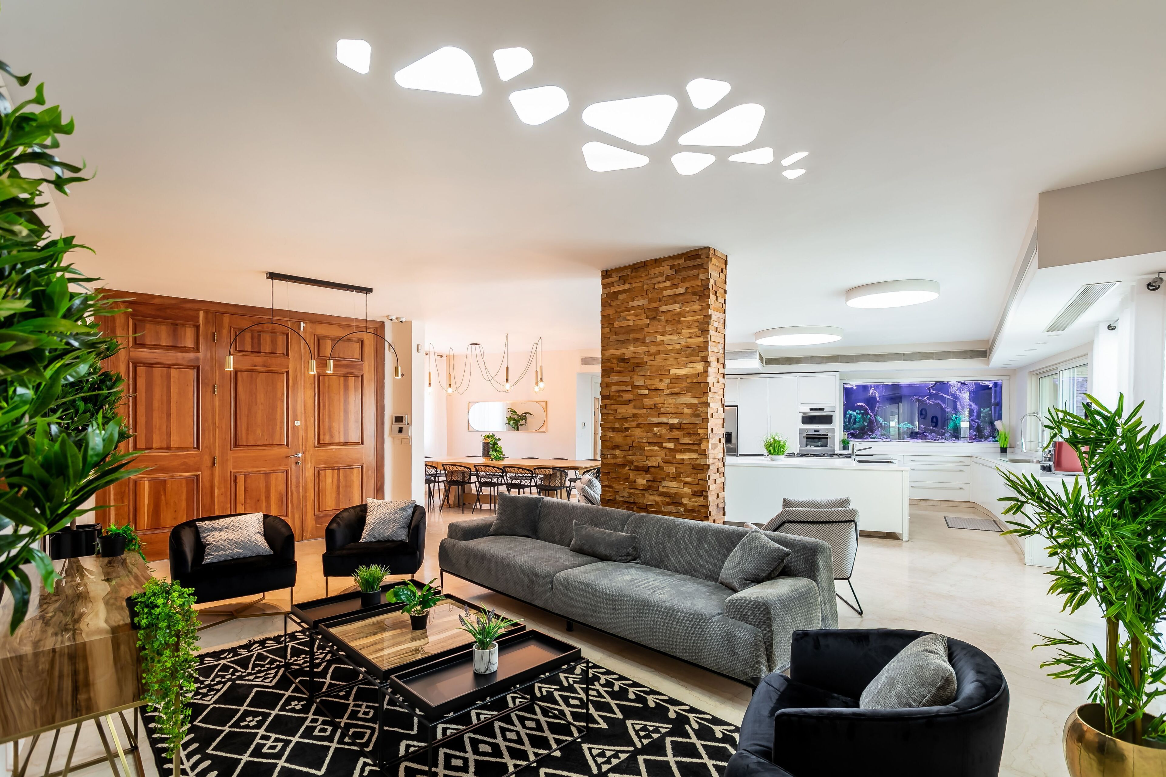 Basic Villa | Living area | 37-inch flat-screen TV with cable channels, TV, table tennis