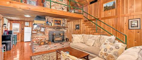 Cabin, Multiple Beds, Fireplace, Mountain View (Rustic Knotty Pine) | Living area | TV, fireplace