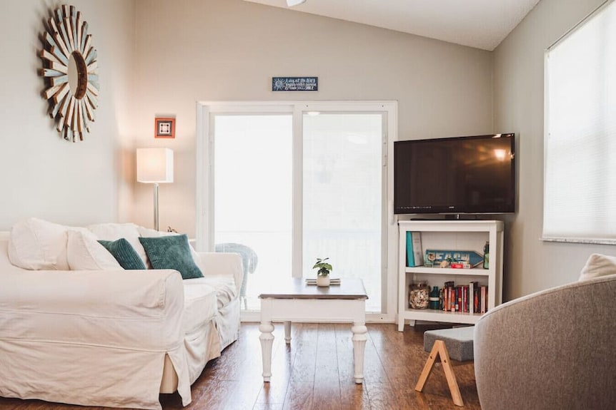 Couples Tropical Getaway- Stay For The Season! - St. Augustine Beach, FL