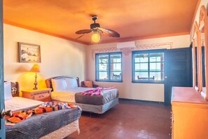 4 عدّة غرف نوم وخدمة الإنترنت