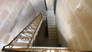 Unclassified image, 3 of 19, button - Haasta Accomodation (Qormi)