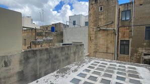 Unclassified image, 5 of 19, button - Haasta Accomodation (Qormi)
