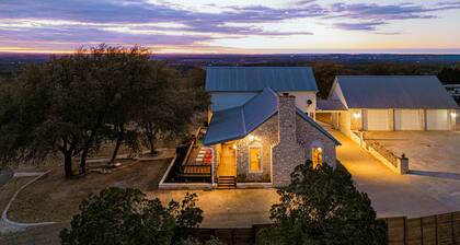 Winding River Panoramic Lookout