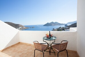 Dobbelt- eller tomannsrom, sjøutsikt | Balkong