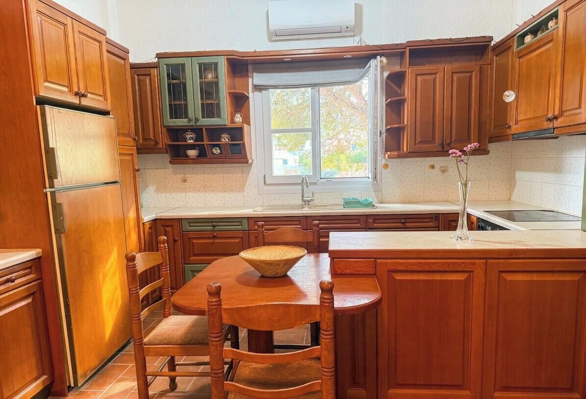 Family Apartment | Private kitchen | Mini-fridge