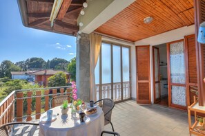 Family Apartment, Multiple Bedrooms, Mountainside (La Perla Bianca Lake View) | Outdoor dining - La Perla Bianca Lake View (Massino Visconti)