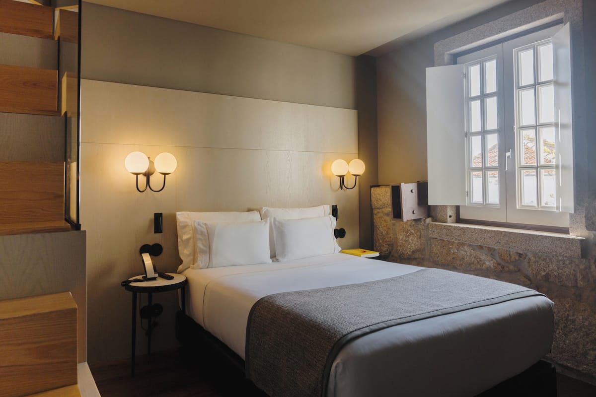 Duplex Room | 迷你吧、客房內保險箱、書桌、遮光布/窗簾