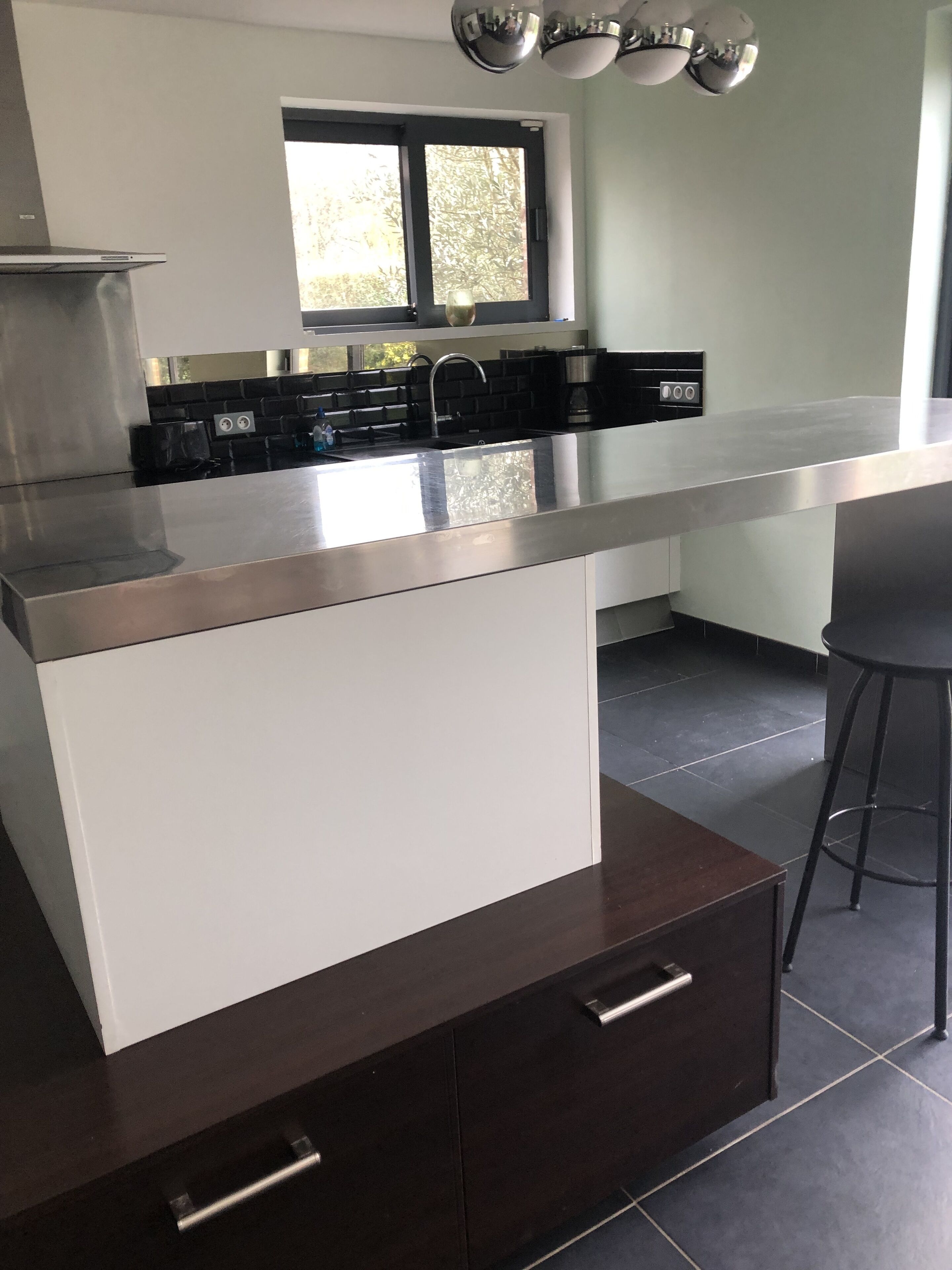 雪櫃、微波爐、焗爐、爐具