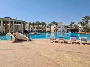 Outdoor pool - Sol Mar House (South Sinai Governorate)