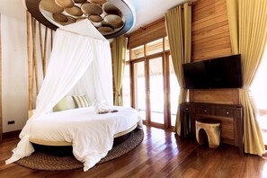 1 kamar tidur, meja kerja, setrika/meja setrika, dan Wi-Fi gratis